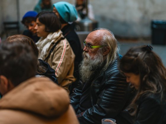 8lidí: 8 miliard lidí hoří – dramaturgický research | Foto: Romana Kovacs