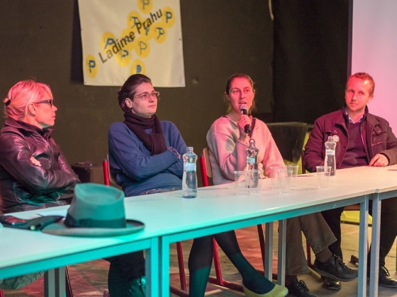 Aktivity ve veřejném prostoru | <h4>Debata o tom, jak zažít město jinak</h4>
17. 10. 2013, Palác u Stýblů