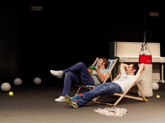 Antoine Defoort & Julien Fournet | <h4>Cheval</h4>
2. 11. / 19:30, La Fabrika