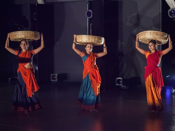 Attakkalari Centre for Movement Arts | <h4>Aadhaara Chakra, A Dancedialogue</h4>
14. 10. 2013, Divadlo Archa