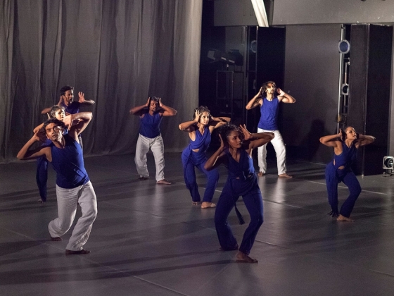 Attakkalari Centre for Movement Arts | <h4>Aadhaara Chakra, A Dancedialogue</h4>
14. 10. 2013, Divadlo Archa