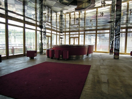 Casino Warming Up | 