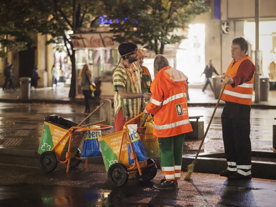 Druhé město 2 | <h4>Divadlo Vosto5, VerTeDance, KALD DAMU</h4>
15. 10. 2014, Václavské náměstí