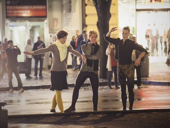 Druhé město 2 | <h4>Divadlo Vosto5, VerTeDance, KALD DAMU</h4>
15. 10. 2014, Václavské náměstí