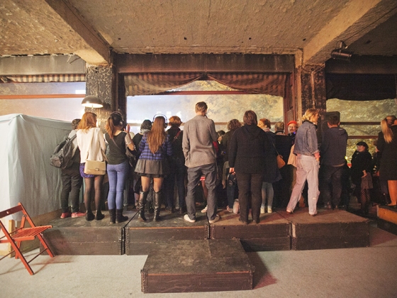 Druhé město | <h4>Divadlo Vosto5, VerTeDance, KALD DAMU</h4>
11. 10. 2014, Václavské náměstí
