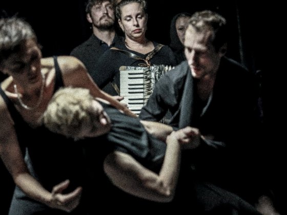 Fosilie: Stojíme v pohnutí | Foto: Marek Novotný 