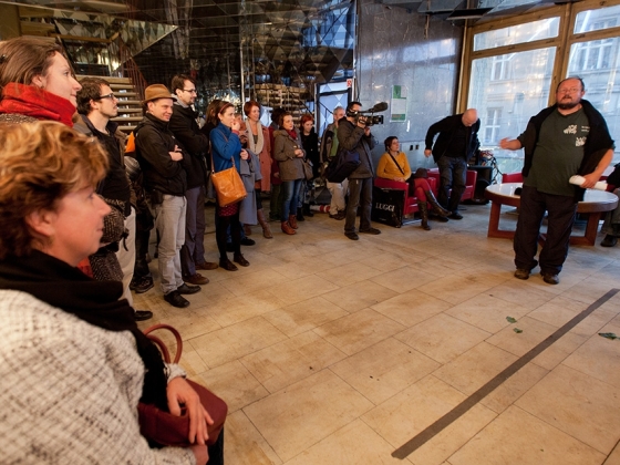 Jiří Sádlo | <h4>Procházka kolem, hra na Prahu zevnitř: jiná Praha</h4>
3. 11. / 15:30, Casino