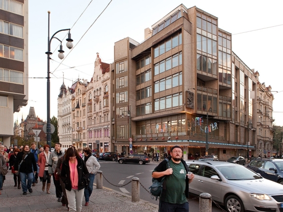 Jiří Sádlo | <h4>Procházka kolem, hra na Prahu zevnitř: jiná Praha</h4>
3. 11. / 15:30, Casino