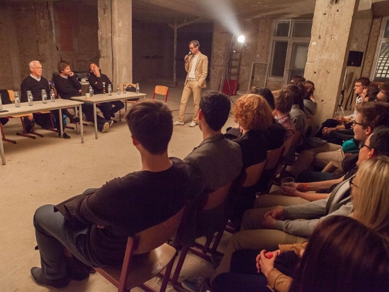 O mezioborové spolupráci | <h4>Adam Gebrian & hosté</h4>
19. 10. 2013, Palác u Stýblů
