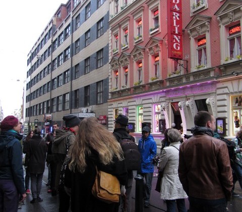 Po stopách pražské prostituce | <h4>Procházka s Václavem Hájkem po Václavském náměstí</h4> 
12. 10. 2013