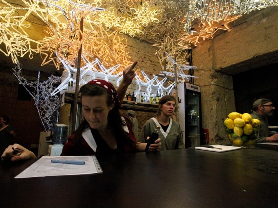 Problem is here – opening | <h4>Vernisáž výstavy současného umění</h4>
11. 10. 2013, Palác U Stýblů 