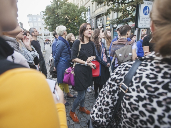 S Karolínou Vránkovou po palácích naší doby | 18. 10. 2014, Václavské náměstí