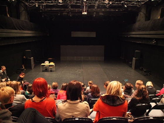 Virginia Spallarossa | <h4>OUF</h4>
28. 10. / 19:30, Divadlo Archa