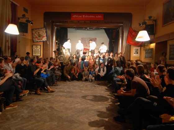 Vosto5 (2) | <h4>Dechovka</h4>
17., 18., 20., 21. 10. 2013, Baráčnická rychta