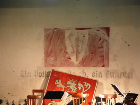 Vosto5 (2) | <h4>Dechovka</h4>
17., 18., 20., 21. 10. 2013, Baráčnická rychta