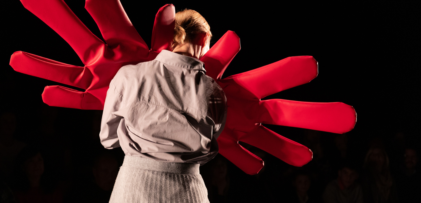 Tereza Lenerová: Rukavičkářské závody /13.12.