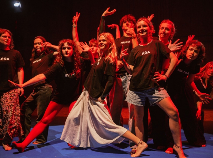 K sobě – nové představení v Galaxii