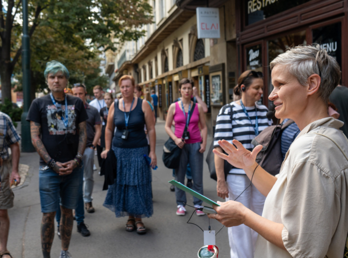 We are the public space Performative audio walk with Markéta Kinterová / 19.5. 17:30